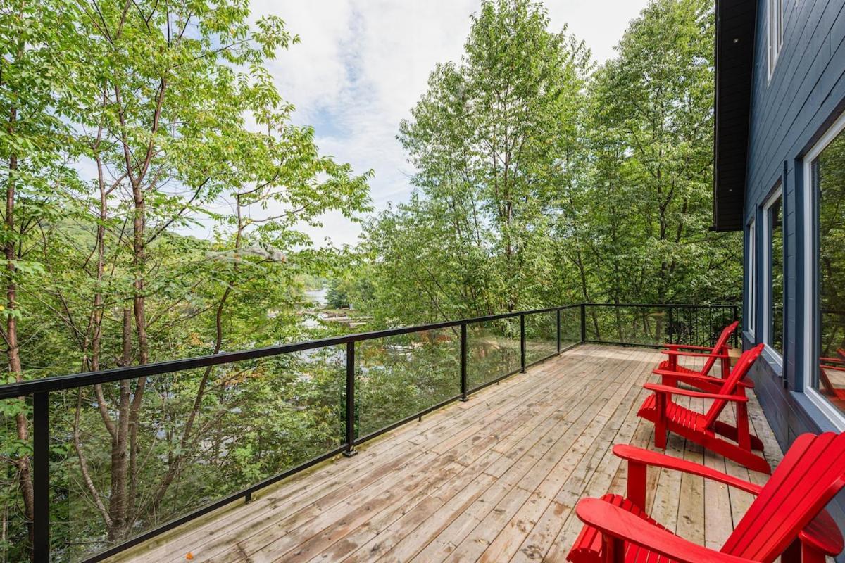 Lakefront Retreat & Panoramic Views With Hot Tub And Sauna Βίλα Algonquin Highlands Εξωτερικό φωτογραφία